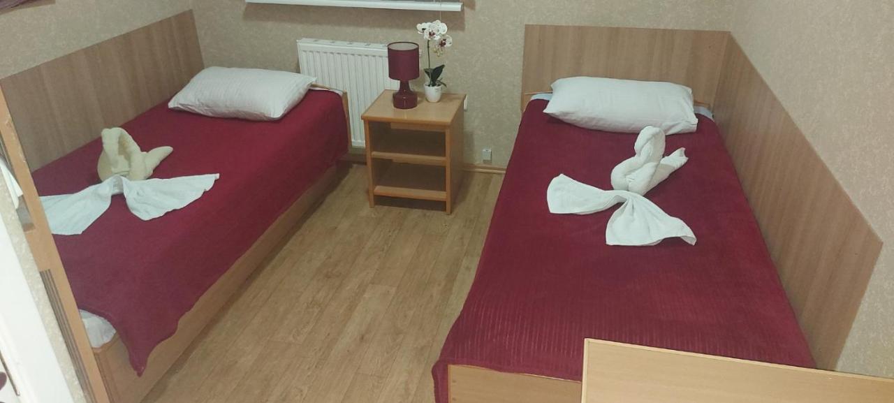 Motel Pauza Tarnowo Podgórne Exteriér fotografie