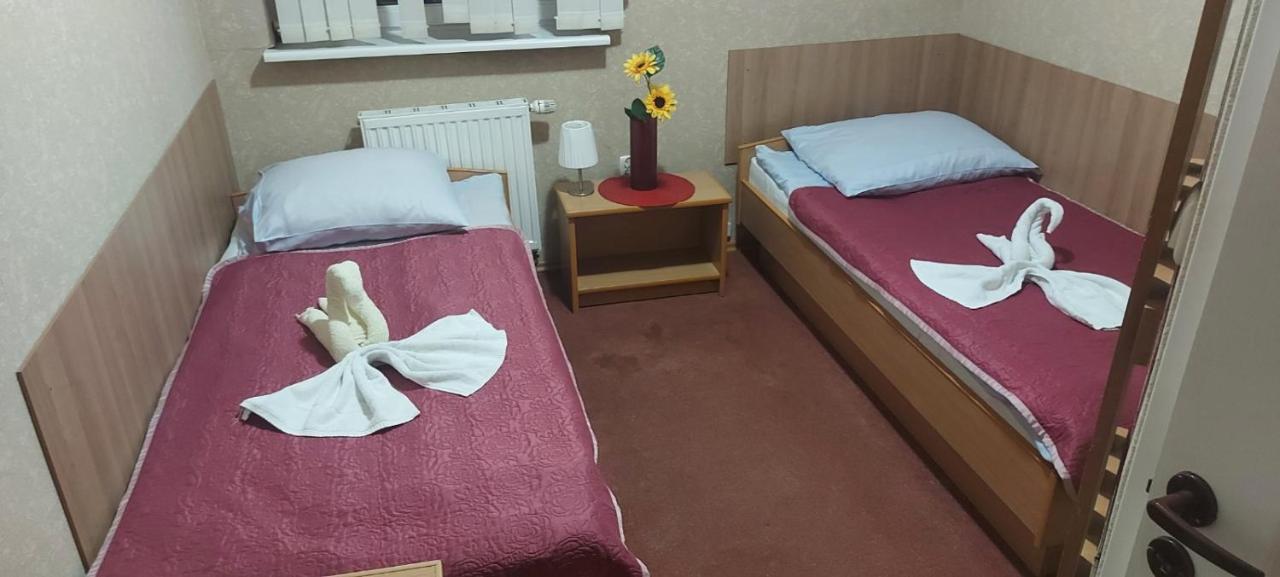 Motel Pauza Tarnowo Podgórne Exteriér fotografie