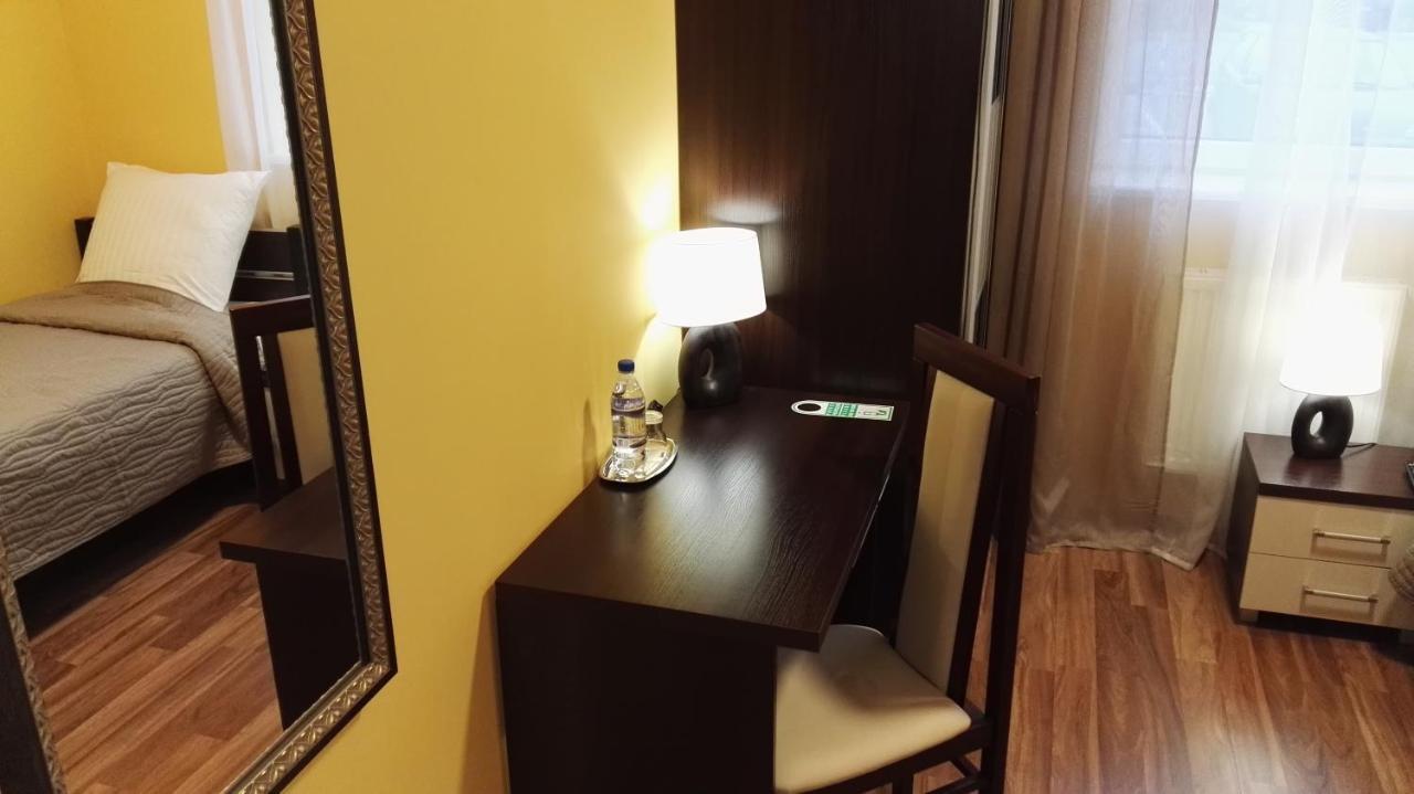 Motel Pauza Tarnowo Podgórne Exteriér fotografie