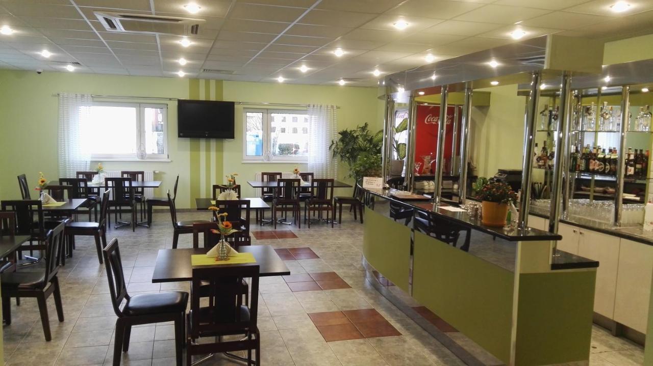 Motel Pauza Tarnowo Podgórne Exteriér fotografie