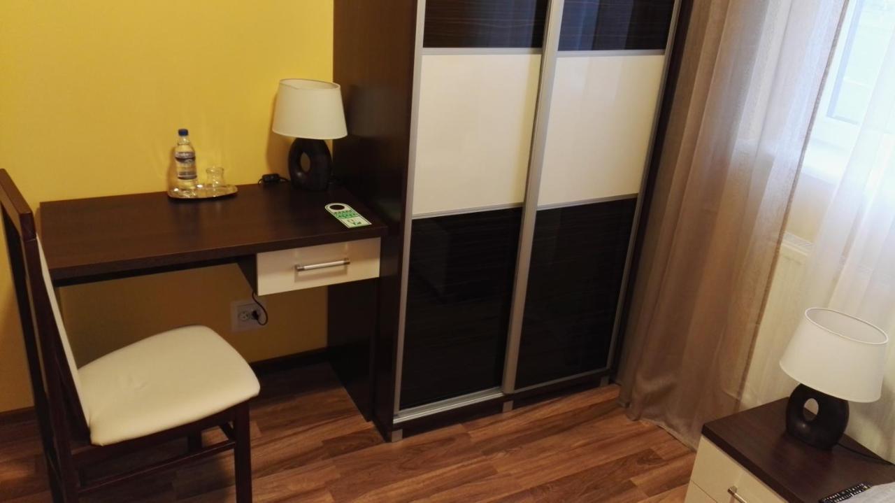 Motel Pauza Tarnowo Podgórne Exteriér fotografie